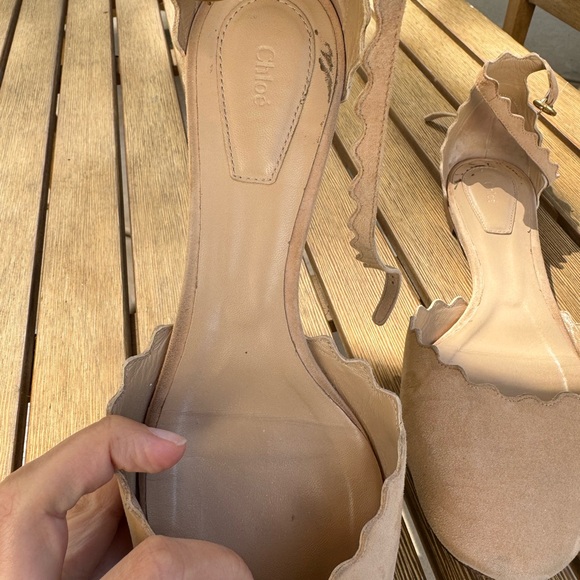 Chloe - Picture 3 of 8